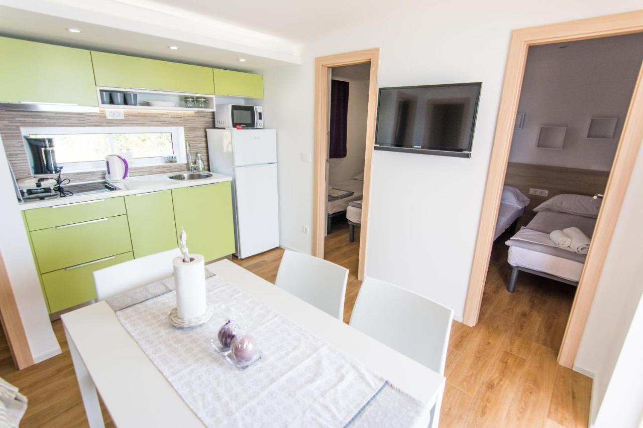 Mobile Home Opal 2 Biograd Na Moru Buitenkant foto