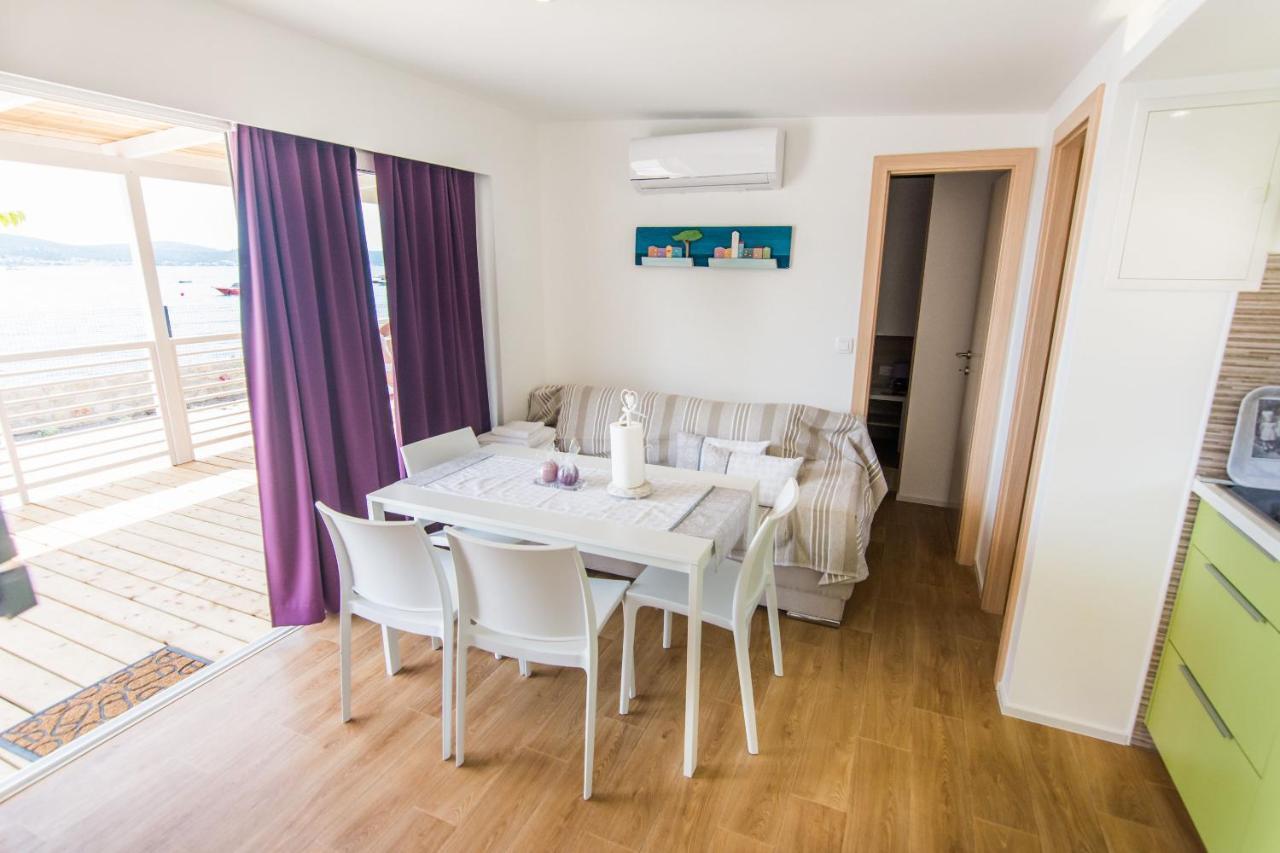 Mobile Home Opal 2 Biograd Na Moru Buitenkant foto